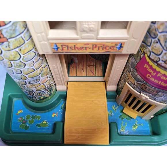 VTG 1974 Fisher Price Little People Castle 993 Play Family Castle - Picture 5 of 16